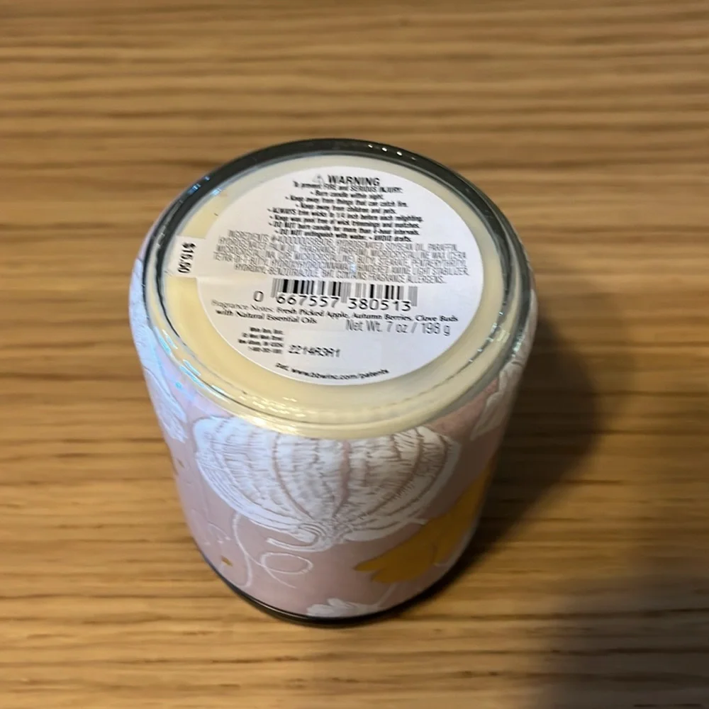 Bath & Body Works Single Wick Candle. Harvest Gathering.